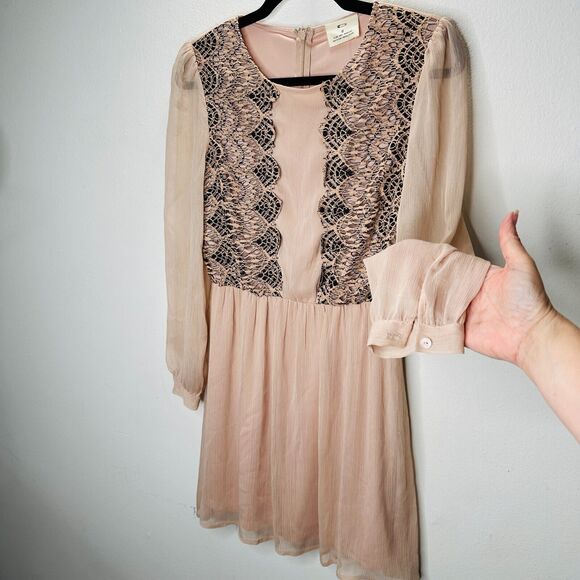Pins and Needles Rose Tyrie and Black Lace Long Sleeve Lined Gauze Mini Dress 0 - Picture 5 of 14